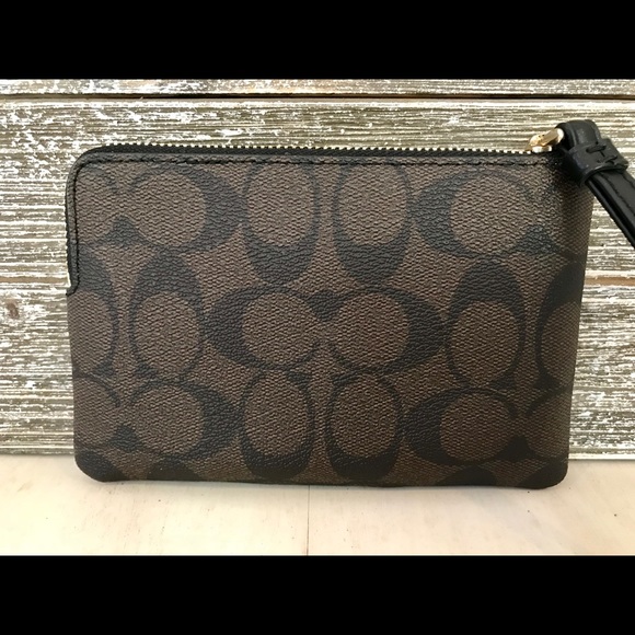 NWT !!! COACH SIGNATURE SIDE ZIP WRISTLET/ WALLET - Picture 3 of 4